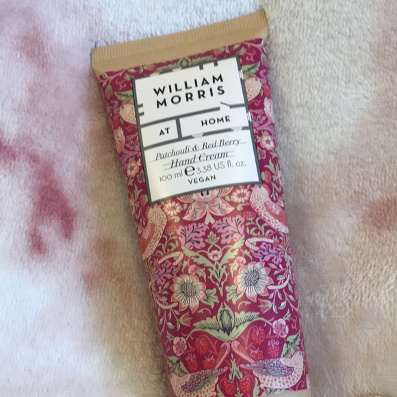 William Morris At Home Scented Patchouli & Red Berry Hand Cream 3.38oz NWT vegan - Picture 14 of 15